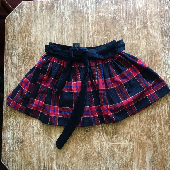 Abercrombie & Fitch Dresses & Skirts - NWT ABERCROMBIE AND FITCH PLAID SKIRT ❤️💙